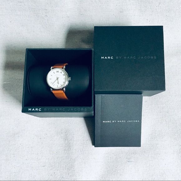 Marc by Marc Jacobs silver ladies watch MBM1270 - Picture 2 of 6